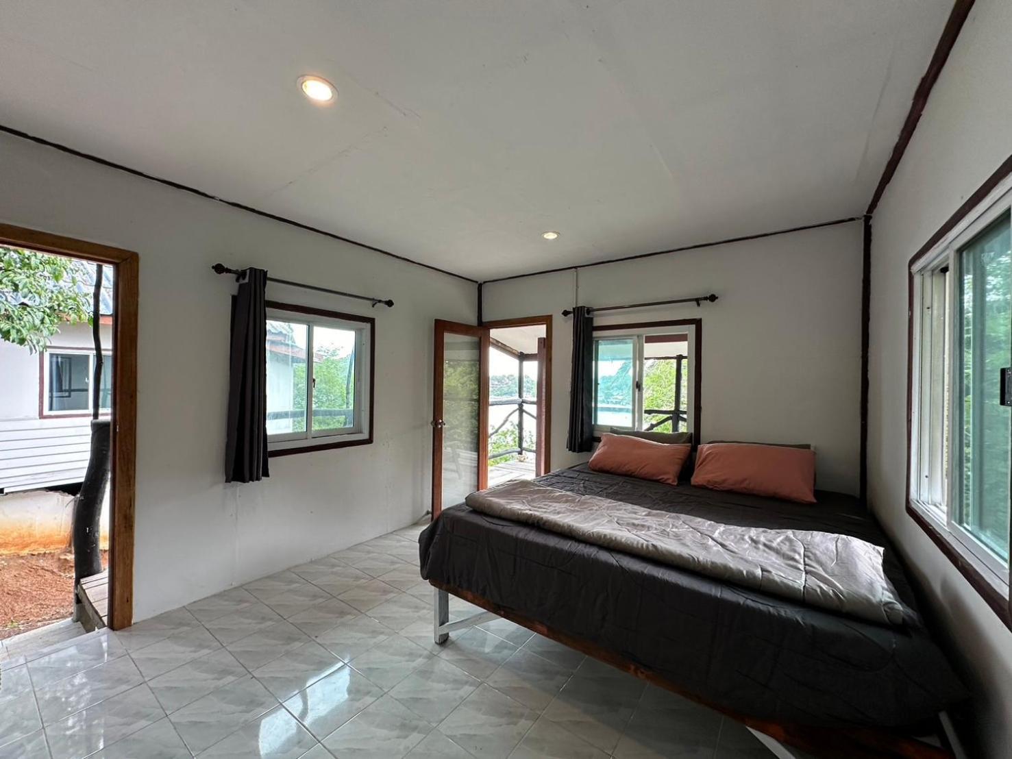 ホテル Haad Rock House ハード・リン 部屋 写真